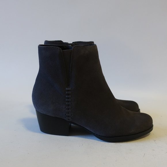 NWOB VANELI BEATY GREY SUEDE ZIP-UP BOOTIE 7.5 * - Picture 8 of 10